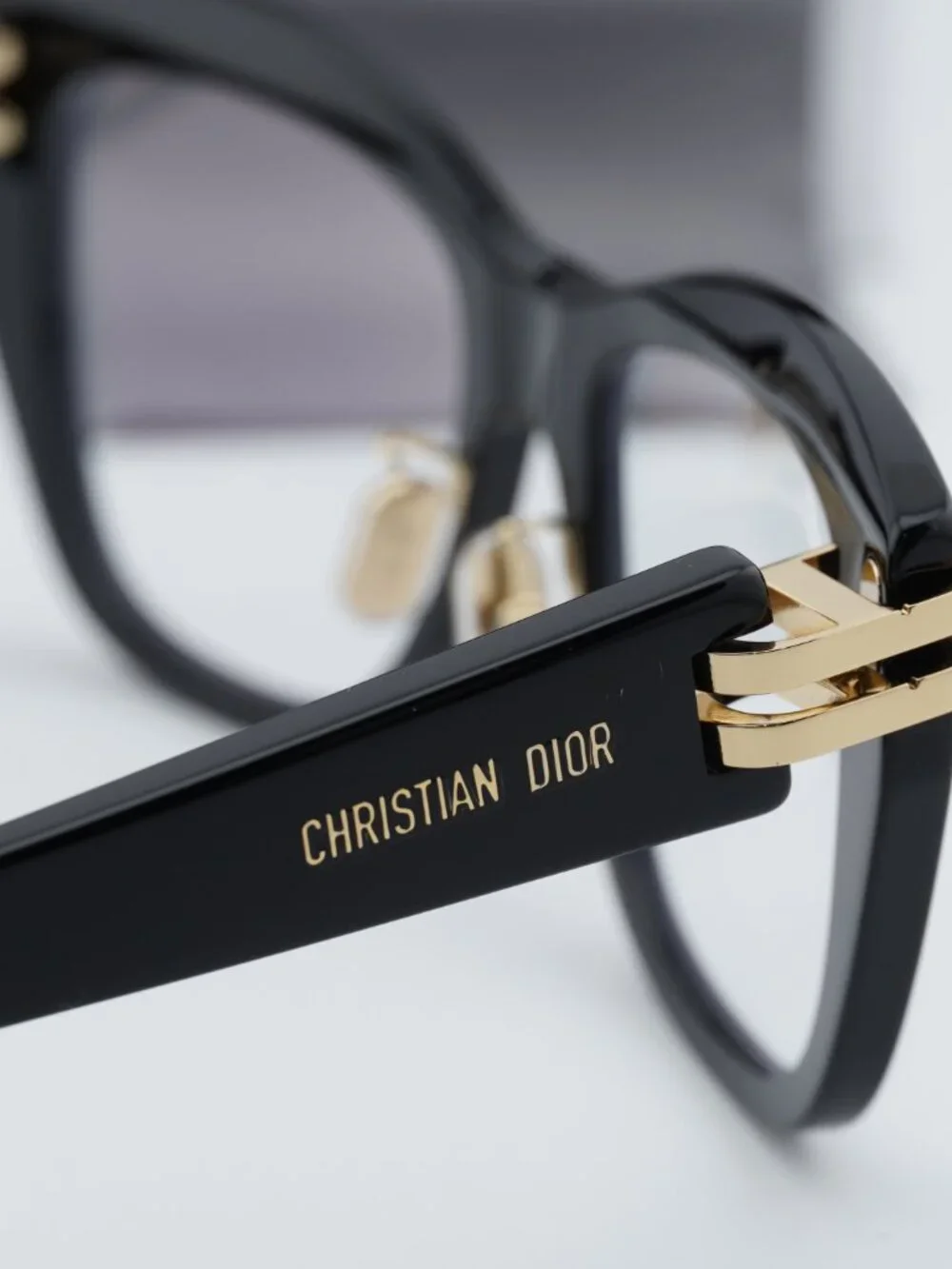 Dior model cdioro